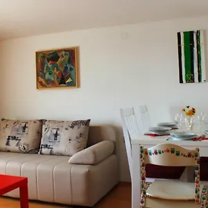 https://mladen-fazana.in-istria.net